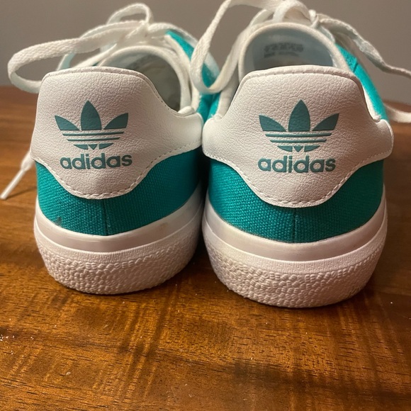 Adidas 3MC Casual Skate Shoes - Picture 5 of 8